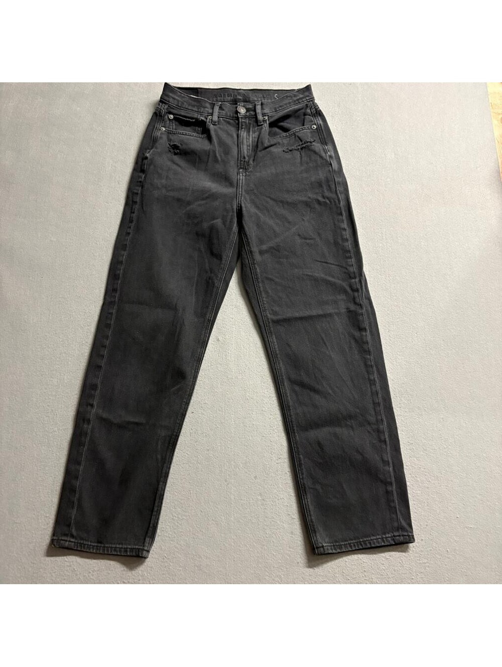 American Eagle Mom Jeans Womens 4 Black High Rise Distressed Denim